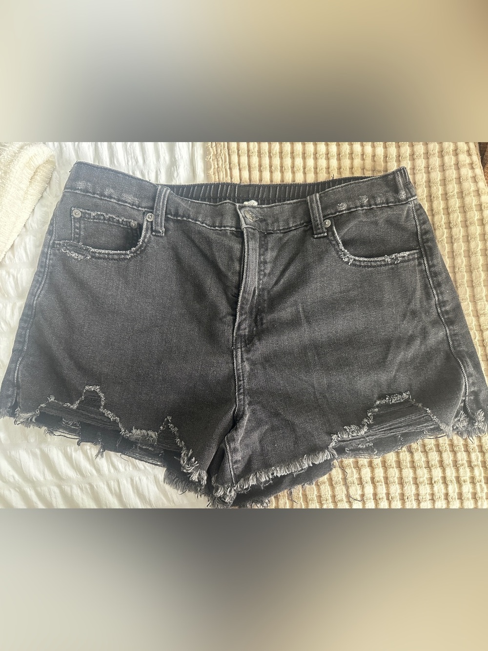 Aerie Large L Denim Shorts Black Distressed LIKE NEW 3” Inseam